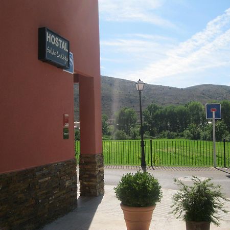 Hostal Sol De La Vega Альбаррасин Экстерьер фото