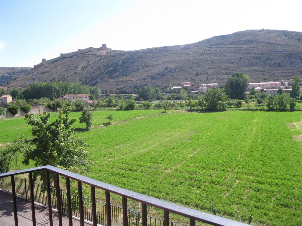 Hostal Sol De La Vega Альбаррасин Номер фото