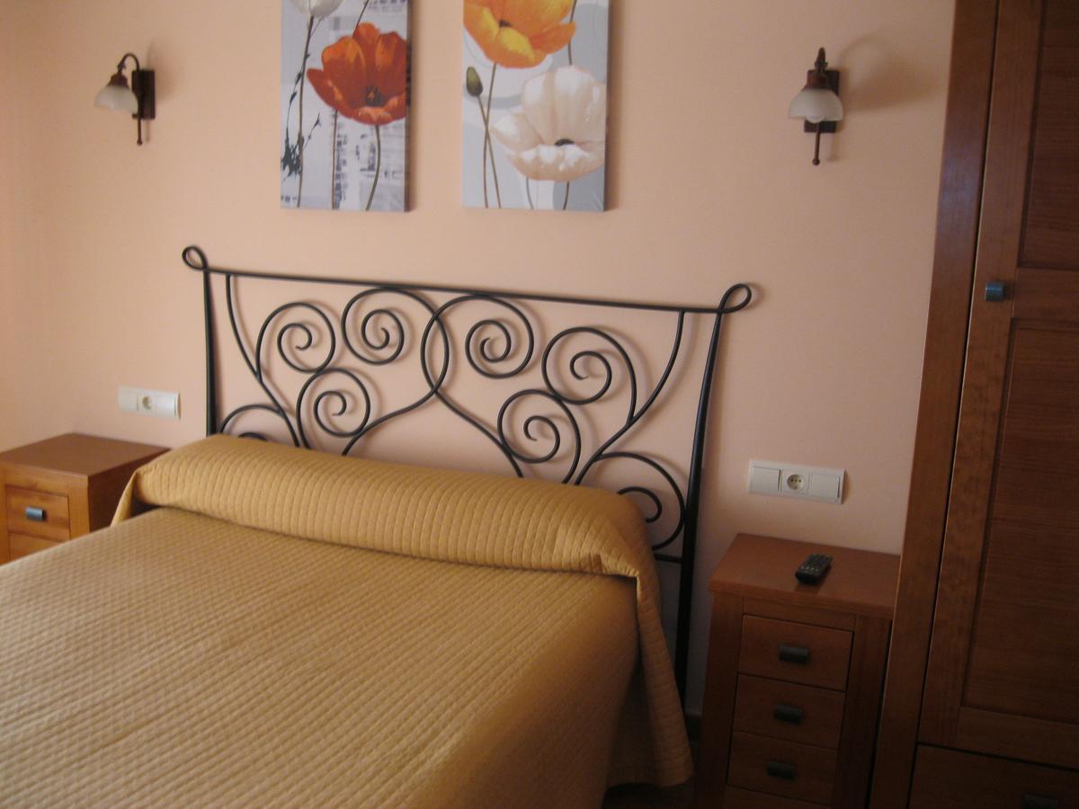Hostal Sol De La Vega Альбаррасин Номер фото